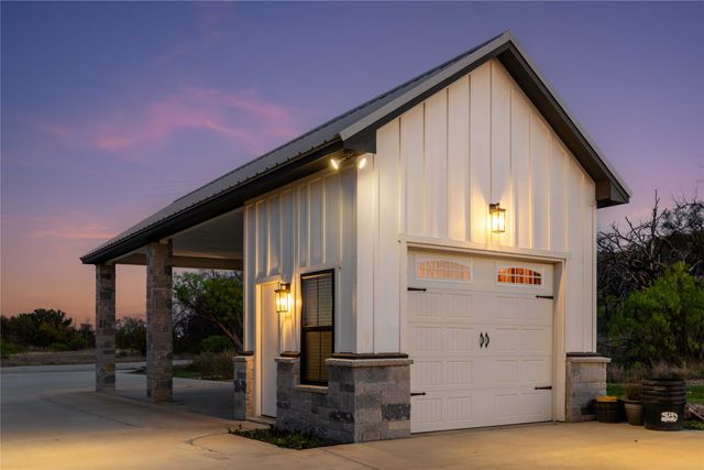 7504 Jibe Circle, Brownwood, TX 76801