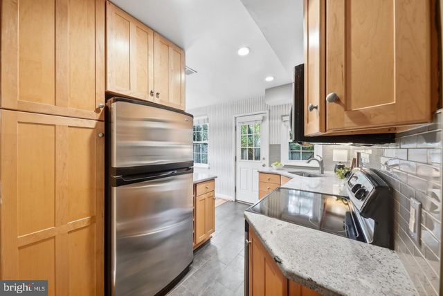 3615 S TAYLOR ST S, Arlington, VA 22206
