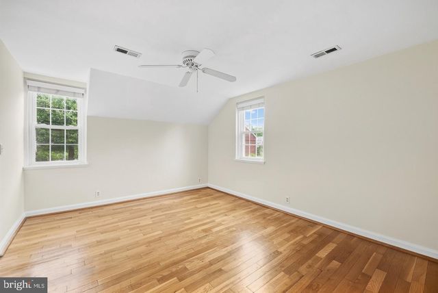 3615 S TAYLOR ST S, Arlington, VA 22206