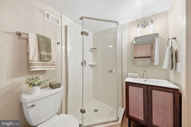 3615 S TAYLOR ST S, Arlington, VA 22206