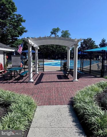 3615 S TAYLOR ST S, Arlington, VA 22206