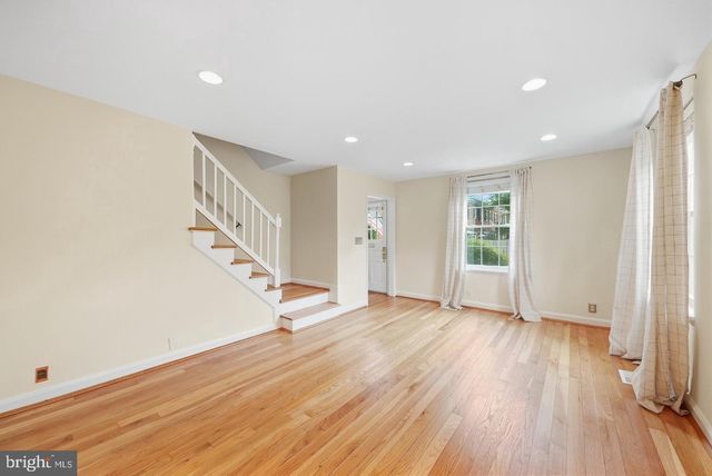 3615 S TAYLOR ST S, Arlington, VA 22206