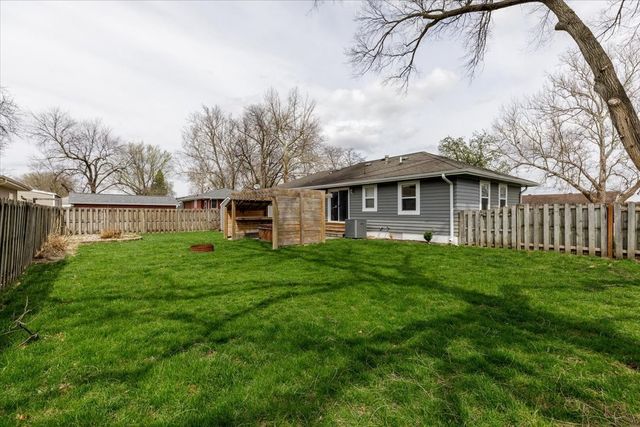 100 NE Circle Drive, Grimes, IA 50111