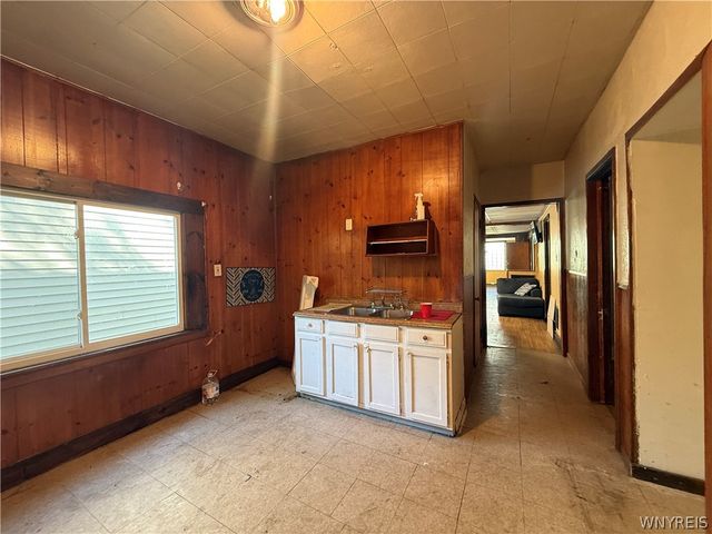 17 Weyand Avenue, Buffalo, NY 14210