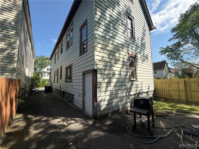 17 Weyand Avenue, Buffalo, NY 14210