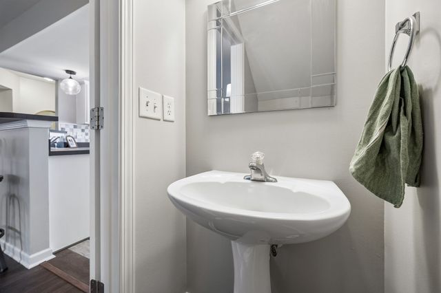 1749 Red Jacket Dr, Antioch, TN 37013