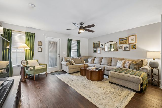 1749 Red Jacket Dr, Antioch, TN 37013