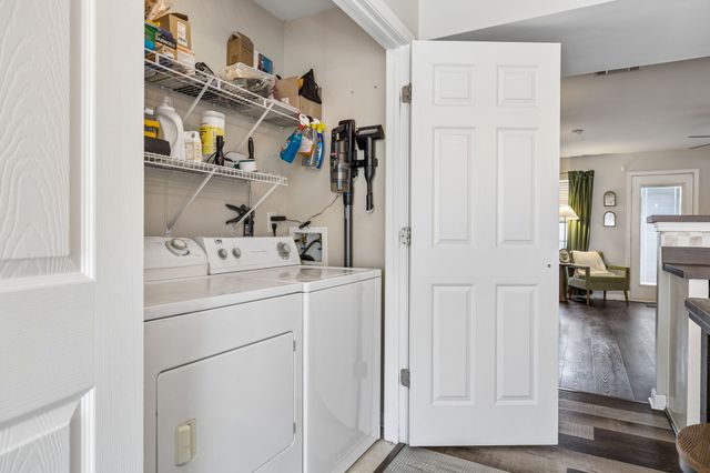 1749 Red Jacket Dr, Antioch, TN 37013