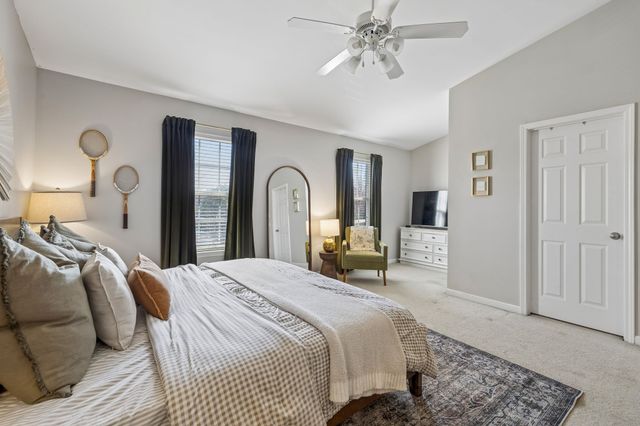 1749 Red Jacket Dr, Antioch, TN 37013