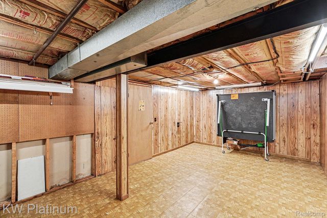 28599 Citation Drive, Roseville, MI 48066