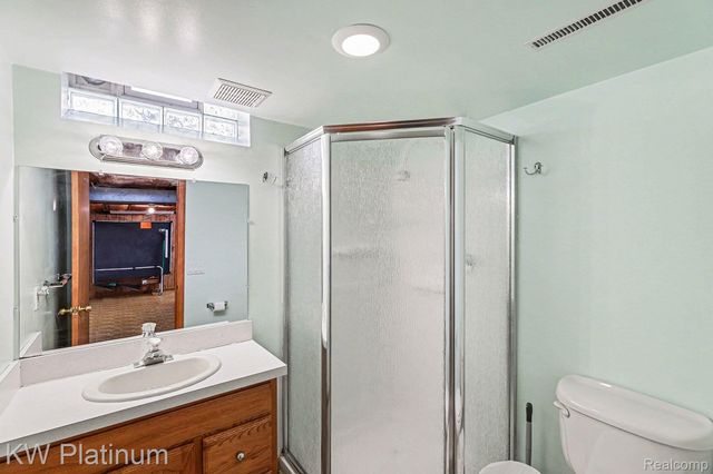 28599 Citation Drive, Roseville, MI 48066