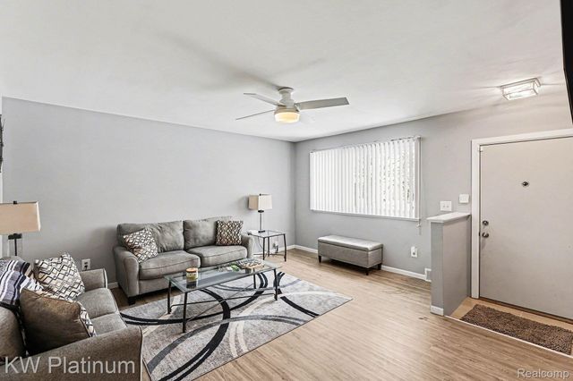 28599 Citation Drive, Roseville, MI 48066