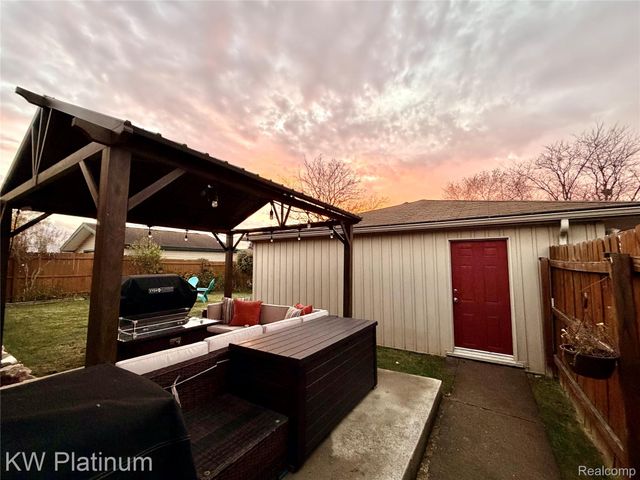 28599 Citation Drive, Roseville, MI 48066