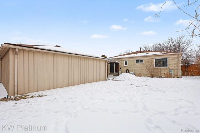 28599 Citation Drive, Roseville, MI 48066