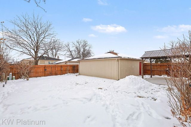 28599 Citation Drive, Roseville, MI 48066