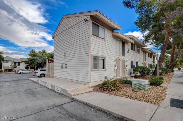 4770 Topaz Street 104, Las Vegas, NV 89121