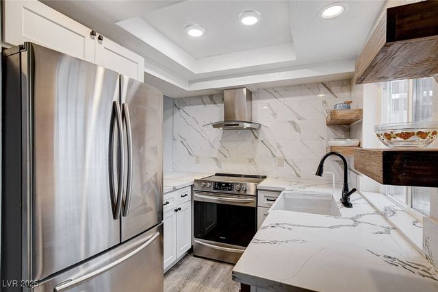 4770 Topaz Street 104, Las Vegas, NV 89121