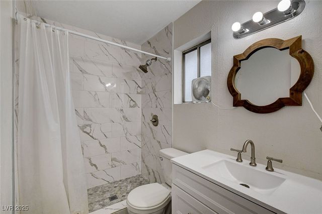 4770 Topaz Street 104, Las Vegas, NV 89121