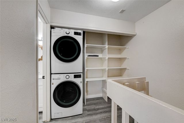 4770 Topaz Street 104, Las Vegas, NV 89121