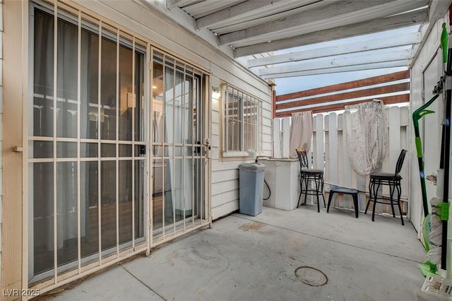 4770 Topaz Street 104, Las Vegas, NV 89121