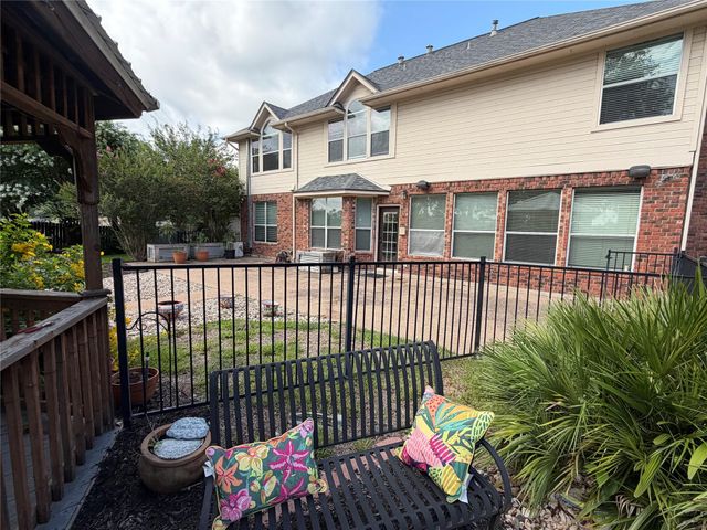 13 Oak VW, Round Rock, TX 78664
