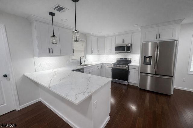 39 Halsted St 2, Newton Town, NJ 07860