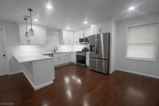 39 Halsted St 2, Newton Town, NJ 07860