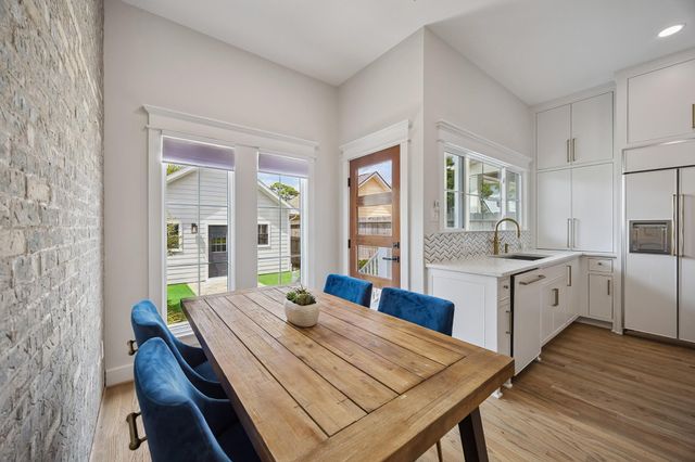 413 W 21st Street, Houston, TX 77008