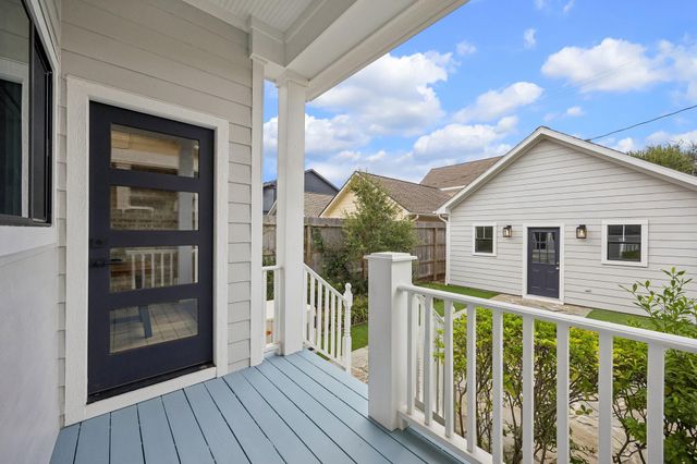 413 W 21st Street, Houston, TX 77008