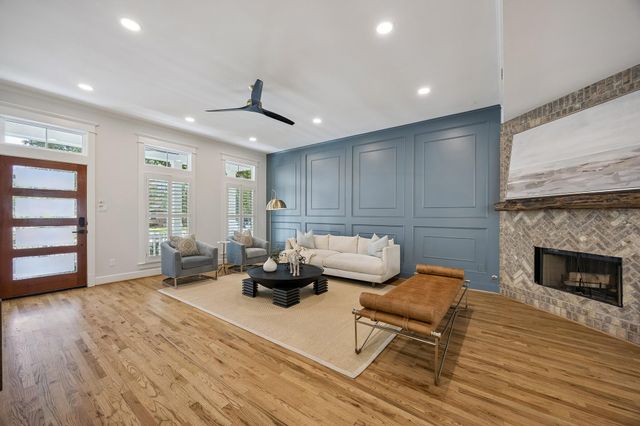 413 W 21st Street, Houston, TX 77008