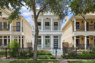 413 W 21st Street, Houston, TX 77008