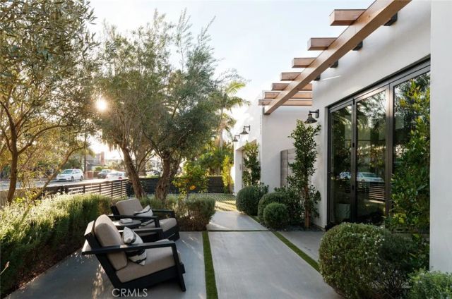 2325 E 16th, Newport Beach, CA 92663
