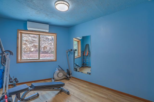 203 Spring Creek Drive NE, Albuquerque, NM 87122