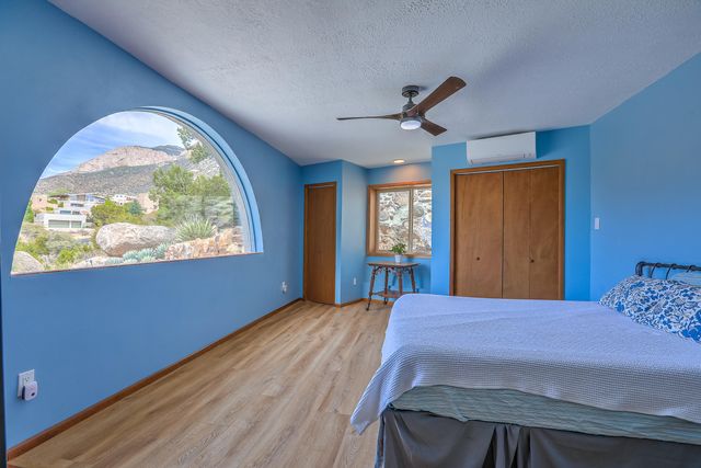 203 Spring Creek Drive NE, Albuquerque, NM 87122