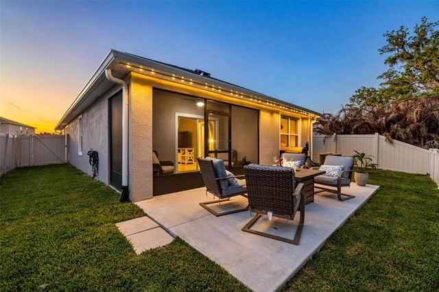 32865 BROOKS HAWK LANE, Wesley Chapel, FL 33543