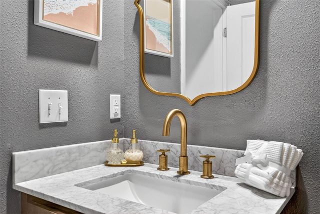 32865 BROOKS HAWK LANE, Wesley Chapel, FL 33543