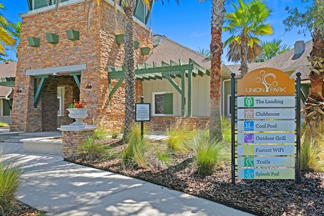 32865 BROOKS HAWK LANE, Wesley Chapel, FL 33543