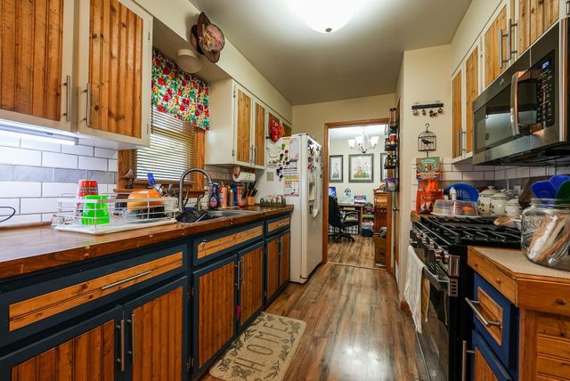 1646 N Montana Ave, El Dorado, KS 67042