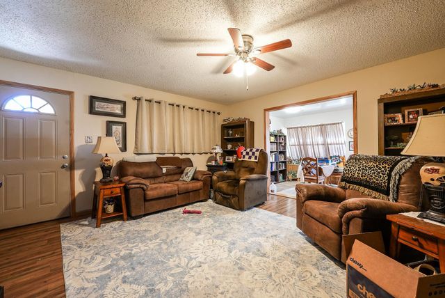 1646 N Montana Ave, El Dorado, KS 67042