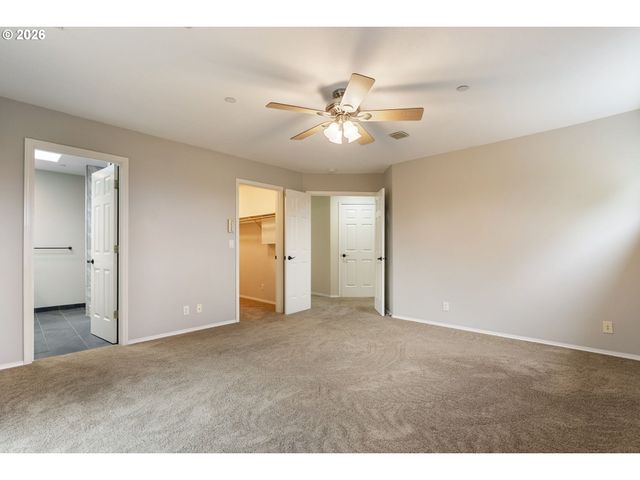 1727 Nw 30TH Cir, Camas, WA 98607
