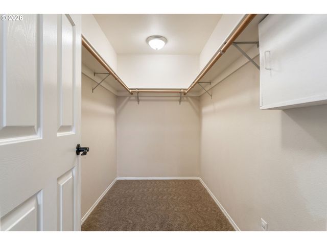 1727 Nw 30TH Cir, Camas, WA 98607