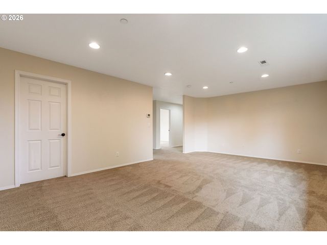 1727 Nw 30TH Cir, Camas, WA 98607