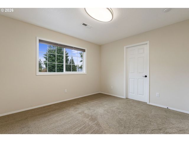 1727 Nw 30TH Cir, Camas, WA 98607