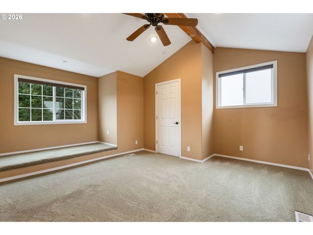 1727 Nw 30TH Cir, Camas, WA 98607