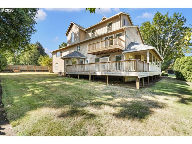 1727 Nw 30TH Cir, Camas, WA 98607