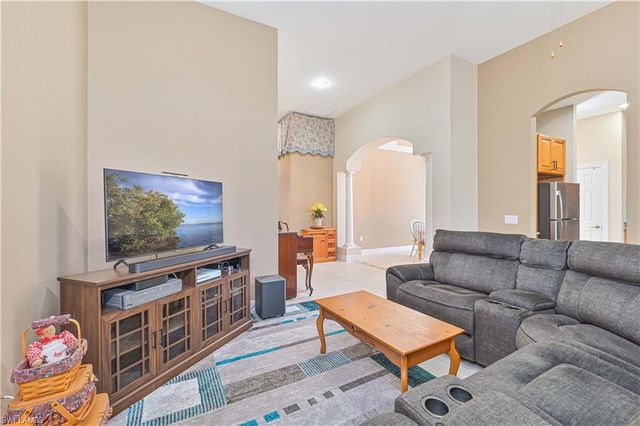 5582 Whispering Willow WAY, Fort Myers, FL 33908