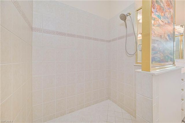 5582 Whispering Willow WAY, Fort Myers, FL 33908