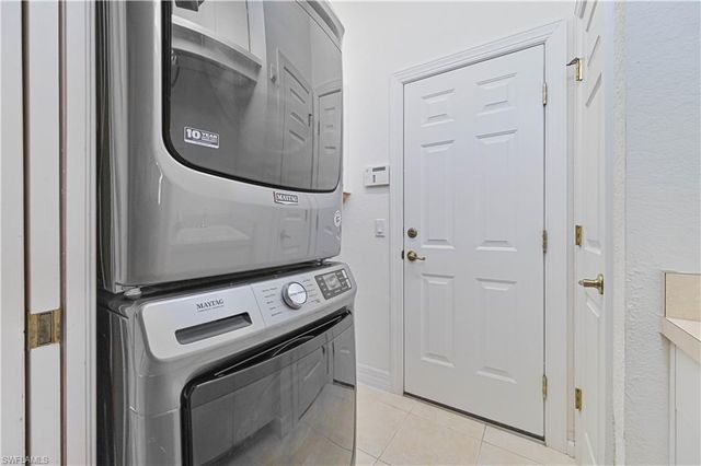 5582 Whispering Willow WAY, Fort Myers, FL 33908