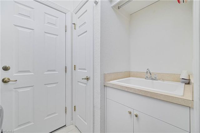 5582 Whispering Willow WAY, Fort Myers, FL 33908