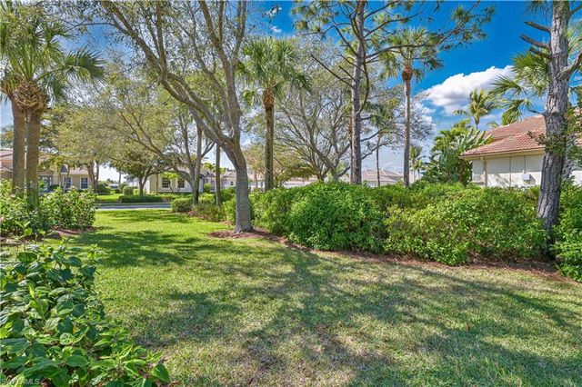 5582 Whispering Willow WAY, Fort Myers, FL 33908